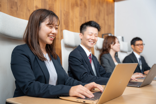 イングリード事業責任者|事業成長率3年連続300%の主力事業の責任者をお任せします！100人規模の組織運営
